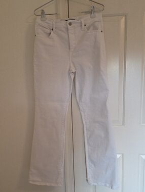 Banana Republic Women's White Flare Jeans - High Waist Wide Leg